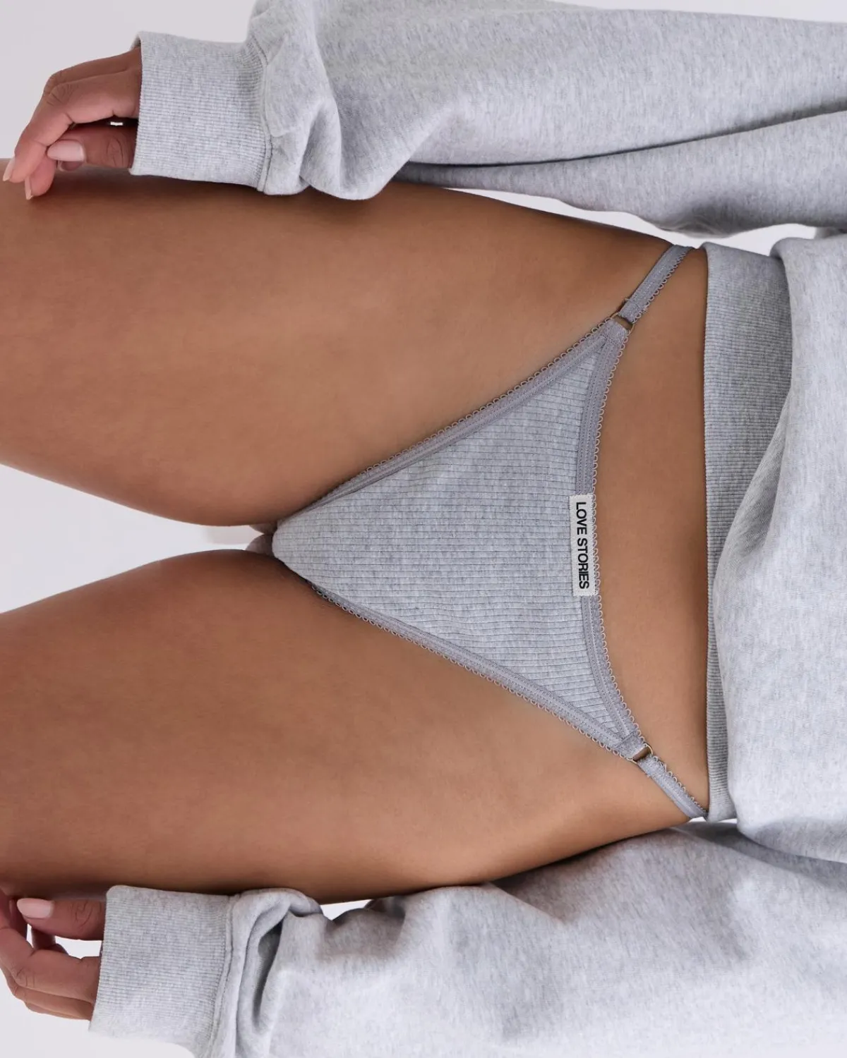 Love Stories Carole String im Tanga-Stil Grau Clearance